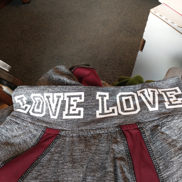 Athletic Pullover LONG SLEEVE SHIRT - by LOVE - Medium - Picture 4 of 4